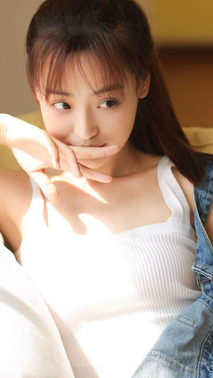 意甲激烈竞争，比分2-2，比赛亮点：多个关键断球和抢断，传球成功率高达89%